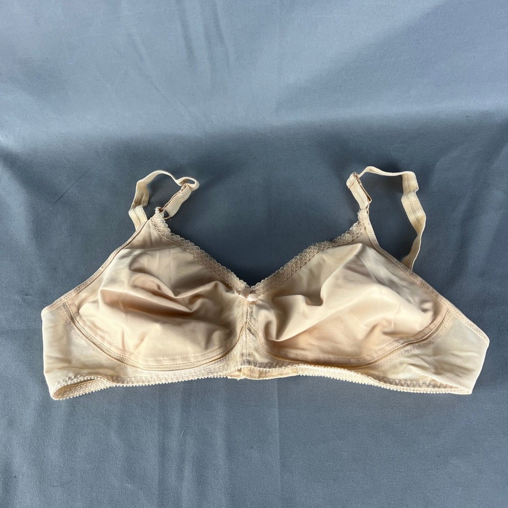 Vintage Jcpenney Full Coverage Bra Womens 38B Beige Non Padded Adjustable Strap